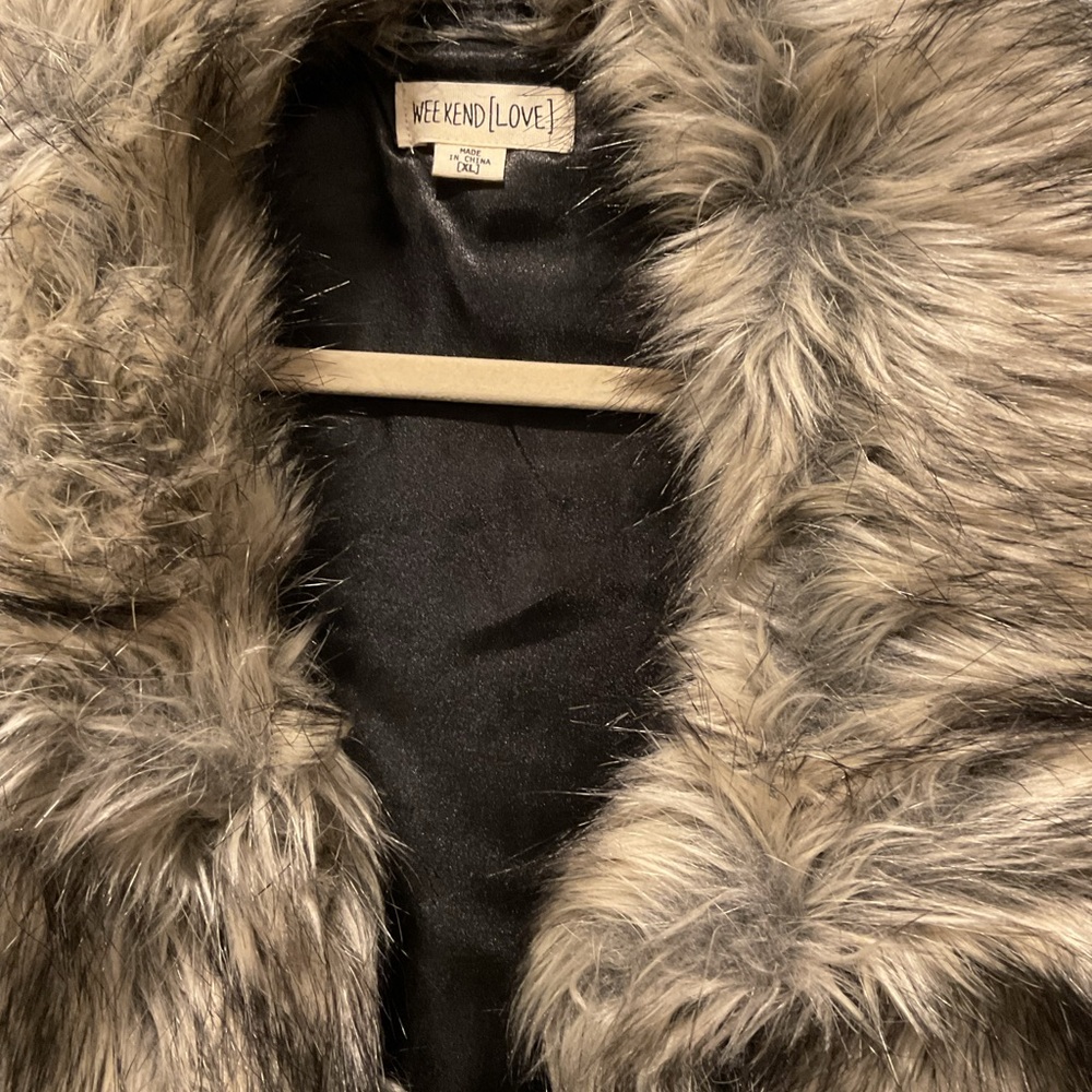 Women's Faux Fur Vest - Gray